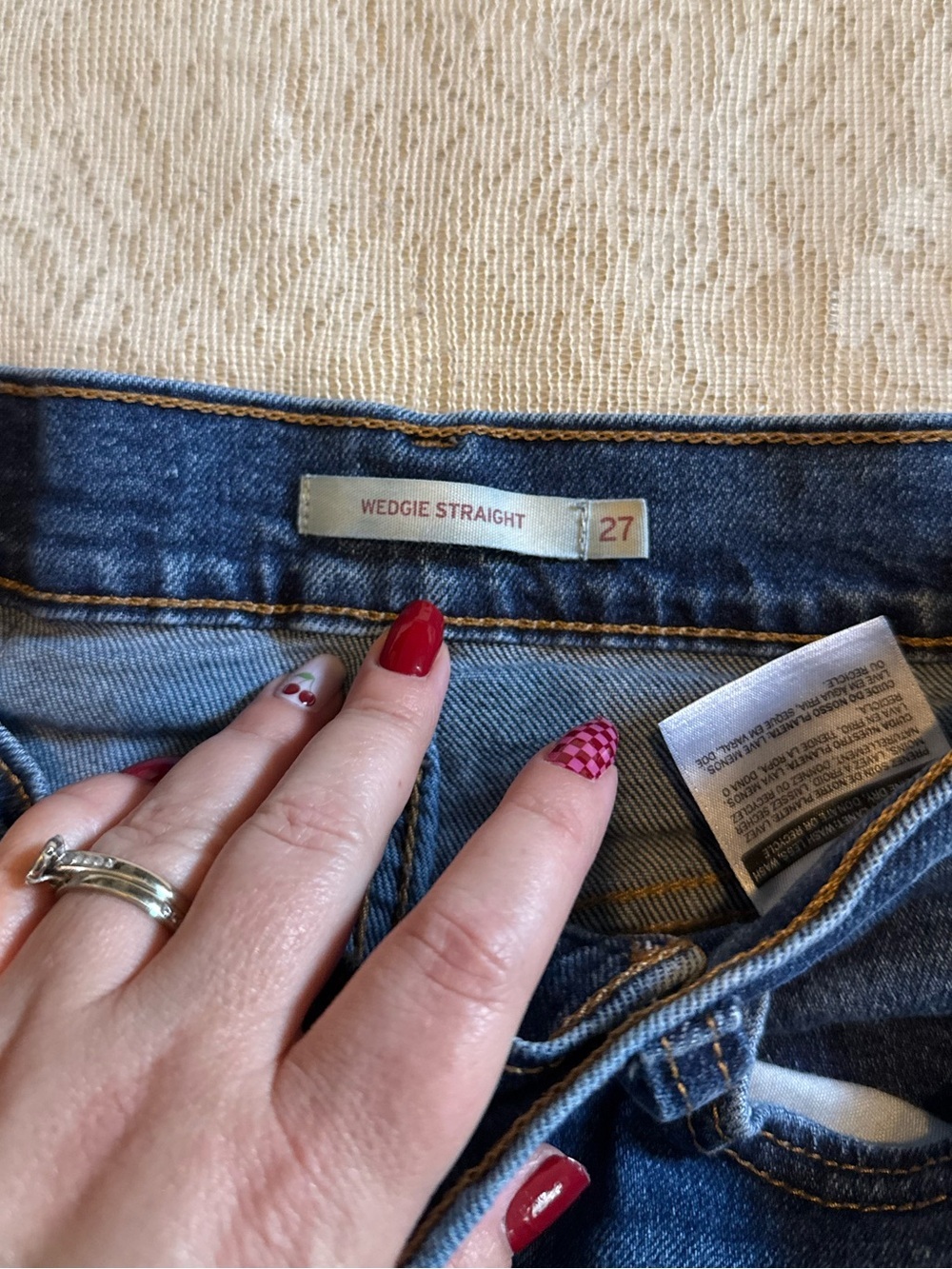 Levi’s wedgie straight button fly jeans - Picture 3 of 10